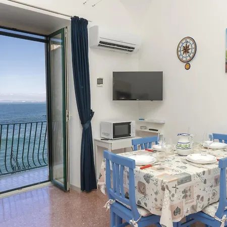 Apartment Sorrento Realty Holidays Mary S